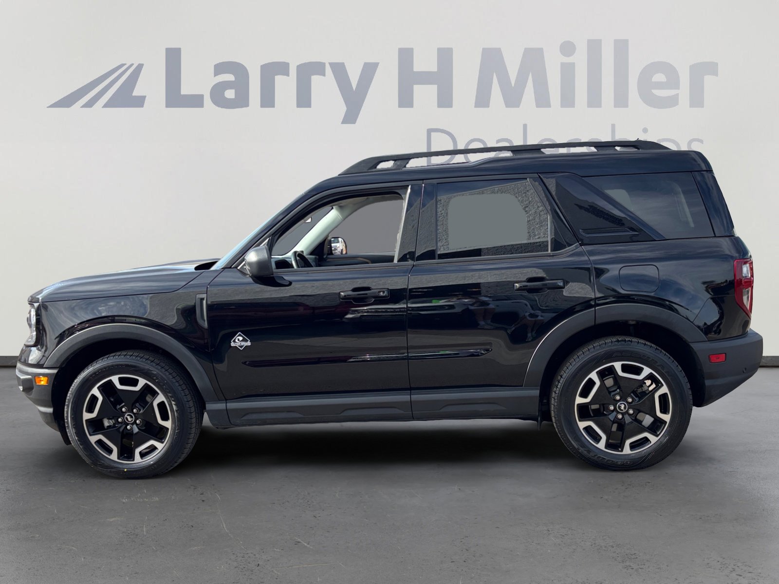 Used 2023 Ford Bronco Sport Outer Banks w/ Tech Package video 2