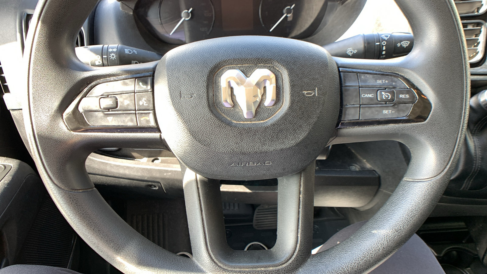 Used 2023 RAM ProMaster 2500 FWD image 10