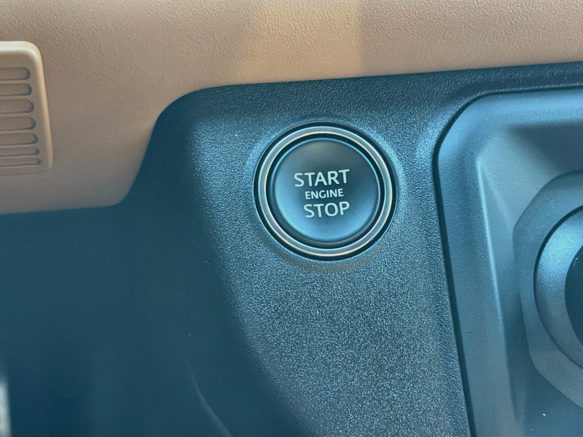 Used 2024 Land Rover Defender 110 Carpathian Edition AWD/4WD image 36