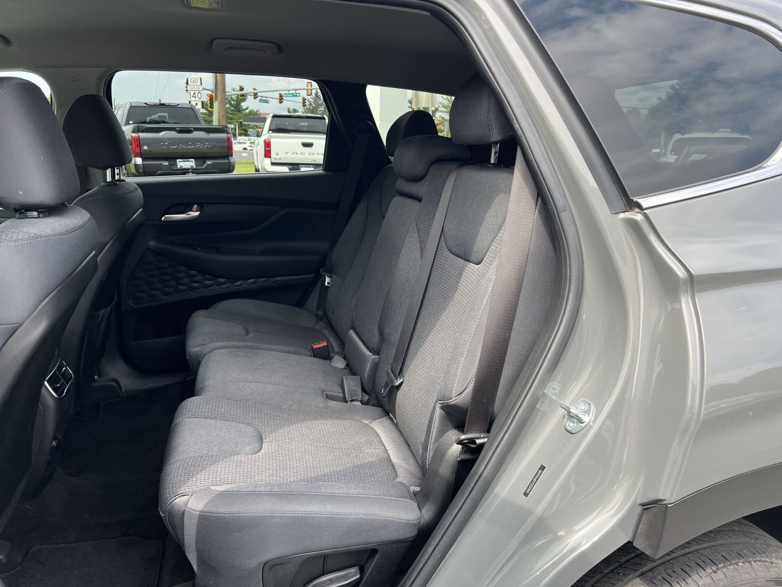 Used 2023 Hyundai Santa Fe SEL AWD/4WD image 24