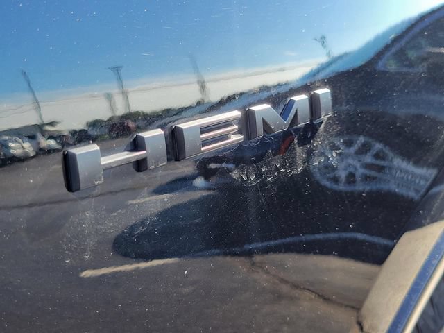 Used 2021 Dodge Durango R/T w/ Blacktop Package AWD/4WD image 34