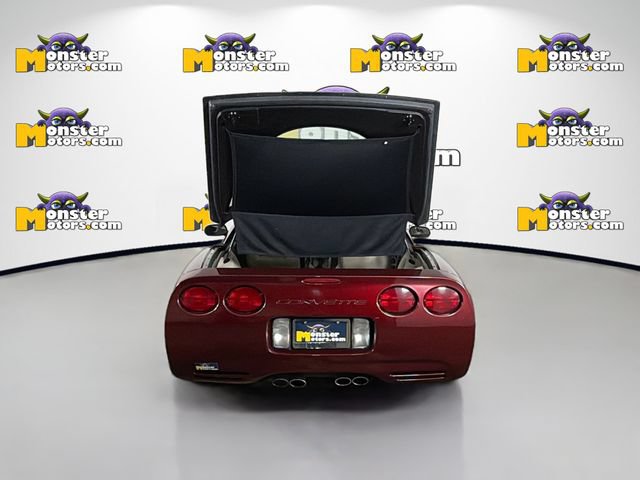 Used 2003 Chevrolet Corvette Coupe w/ Preferred Equipment Group RWD image 25