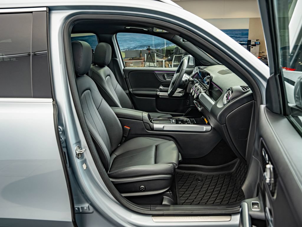 Certified 2026 Mercedes-Benz GLB 250 4MATIC image 37