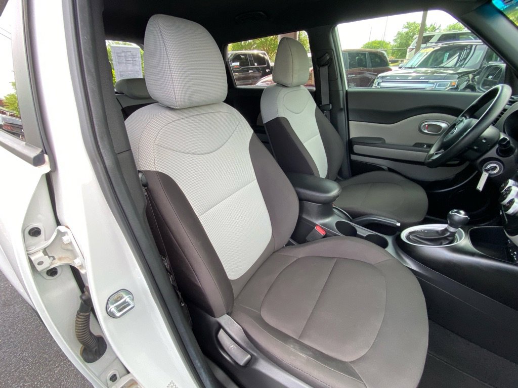 Used 2019 Kia Soul image 33