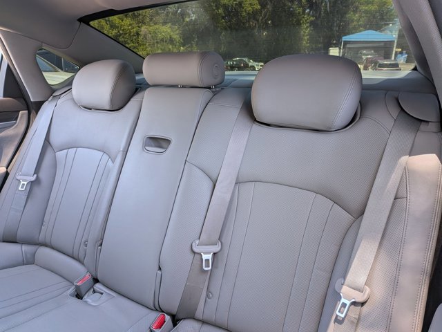 Used 2018 Genesis G80 3.8 RWD image 11