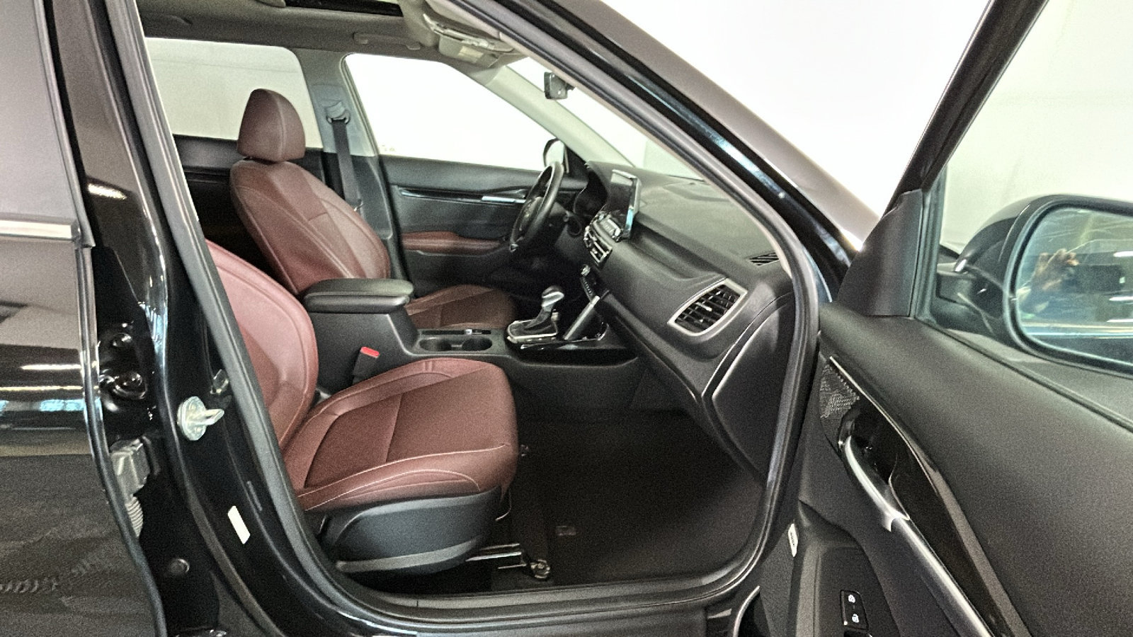 Used 2022 Kia Seltos SX w/ Sunroof Package AWD/4WD image 36