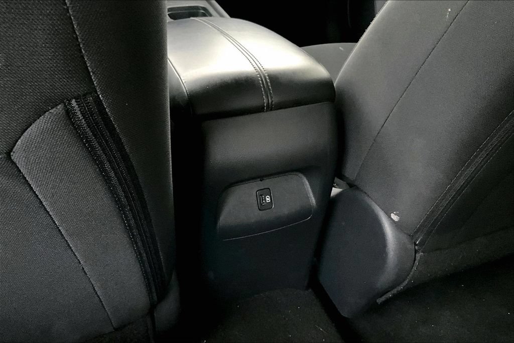 Used 2022 Nissan Sentra SV w/ Trunk Package FWD image 31
