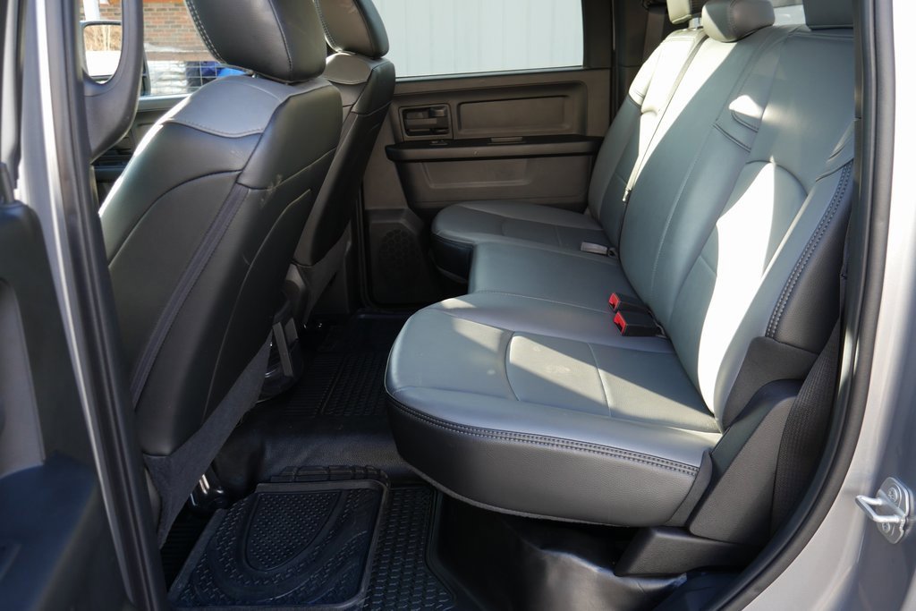 Used 2024 RAM 5500 Tradesman w/ Chrome Appearance Group image 26