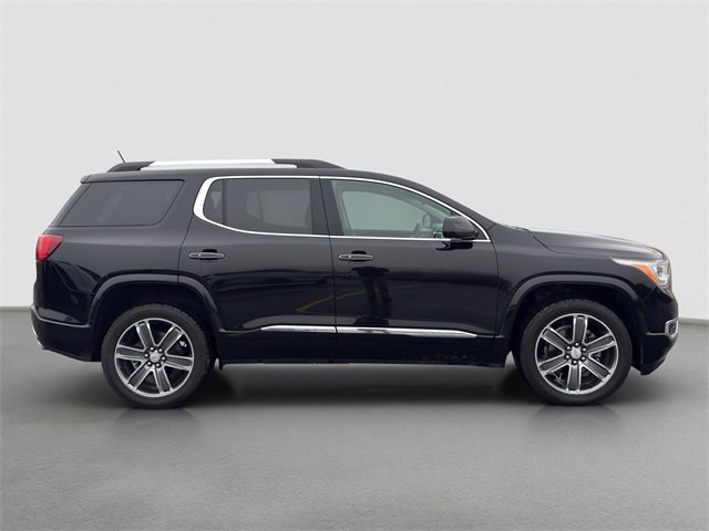 Used 2017 GMC Acadia Denali w/ Technology Package image 7