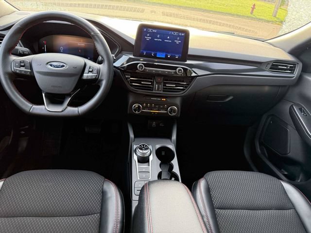 Used 2025 Ford Escape ST-Line FWD image 14