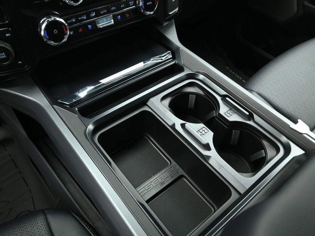 New 2026 Ford F250 Lariat w/ Black Appearance Package image 15