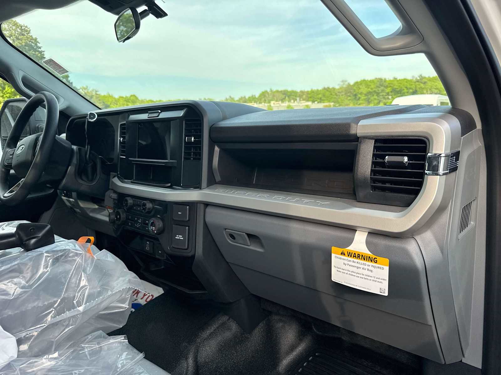 New 2026 Ford F550 4x4 Regular Cab Super Duty image 7
