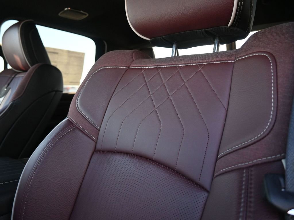 New 2025 RAM 2500 Limited image 16