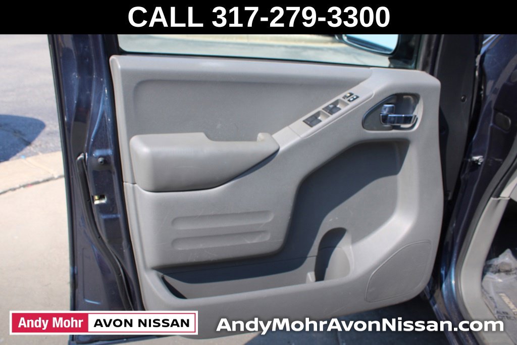 Used 2016 Nissan Frontier SV w/ SV Value Truck Package RWD image 17