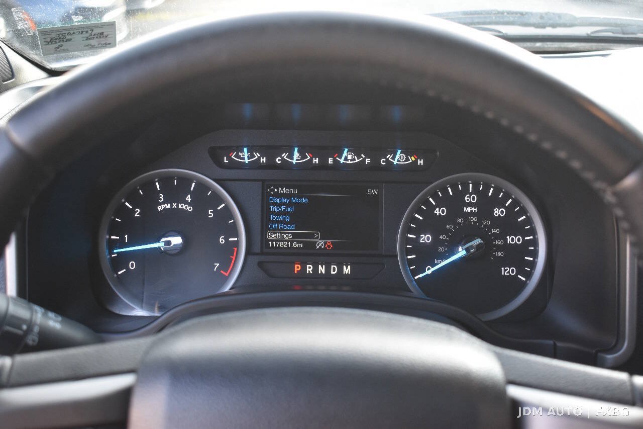 Used 2018 Ford Expedition Max XLT AWD/4WD image 23