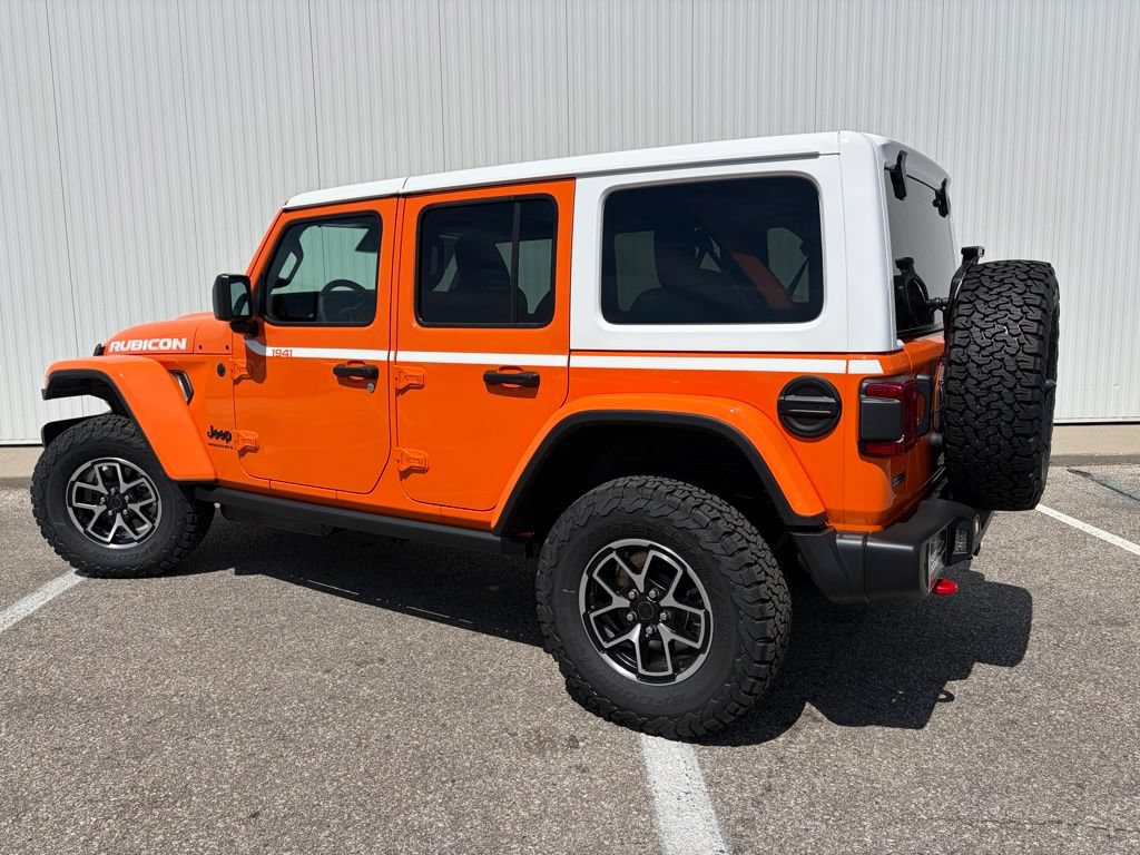 New 2026 Jeep Wrangler Unlimited Rubicon w/ Whitecap Package AWD/4WD image 3