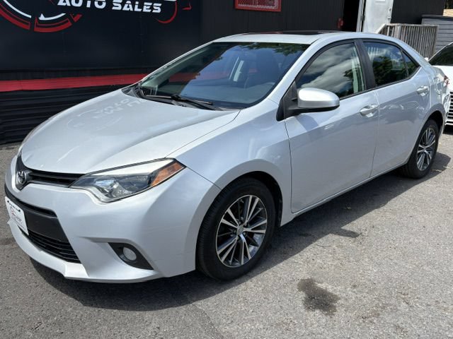 Used 2016 Toyota Corolla LE Premium FWD image 2
