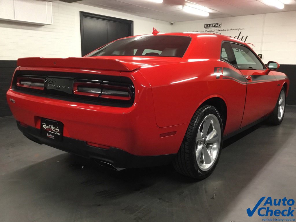 Used 2017 Dodge Challenger R/T Plus RWD image 10