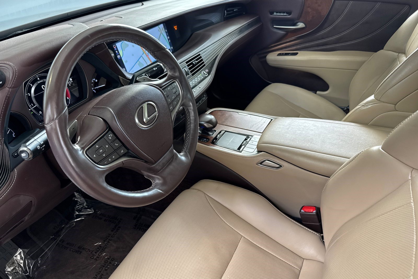 Used 2018 Lexus LS 500 w/ Accessory Package (Z2) RWD image 11
