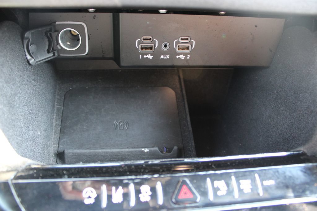 Used 2024 Jeep Wagoneer L Series II w/ Flexible Seating Group AWD/4WD image 49