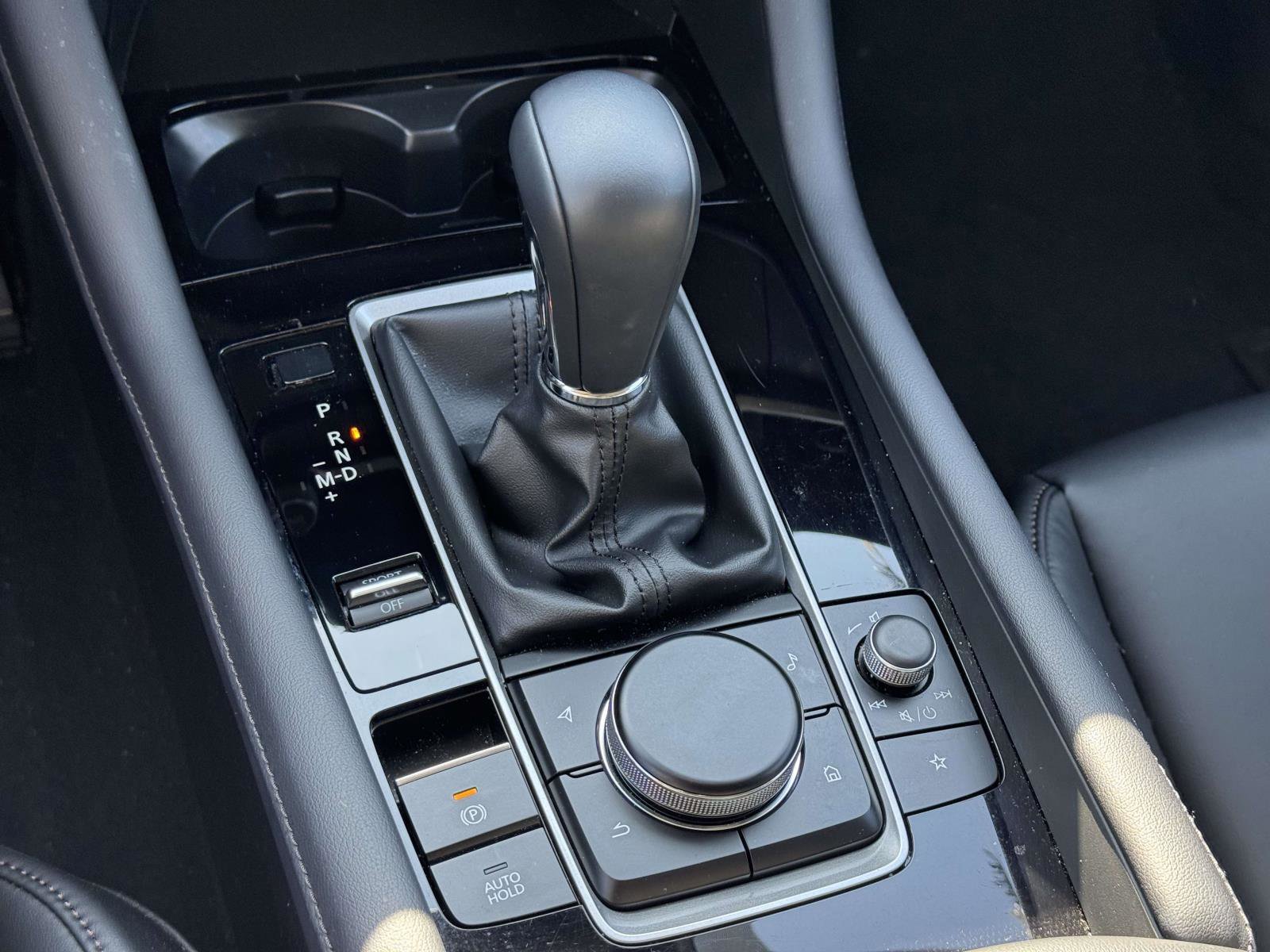 Used 2025 MAZDA MAZDA3 s image 20