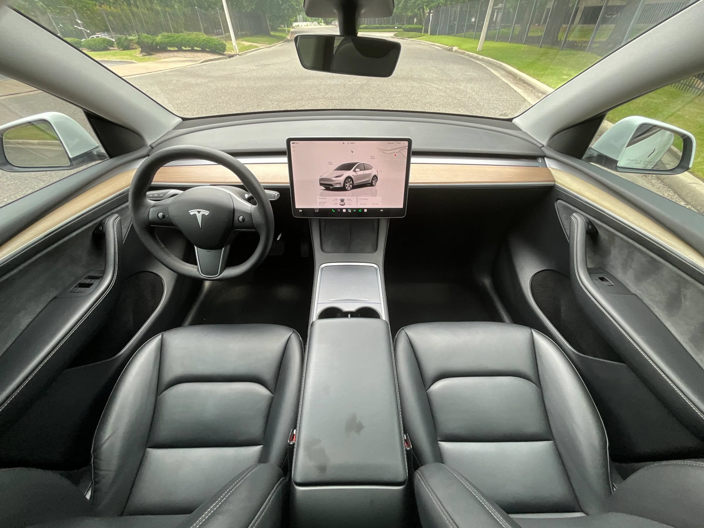 Used 2023 Tesla Model Y Long Range AWD/4WD image 19
