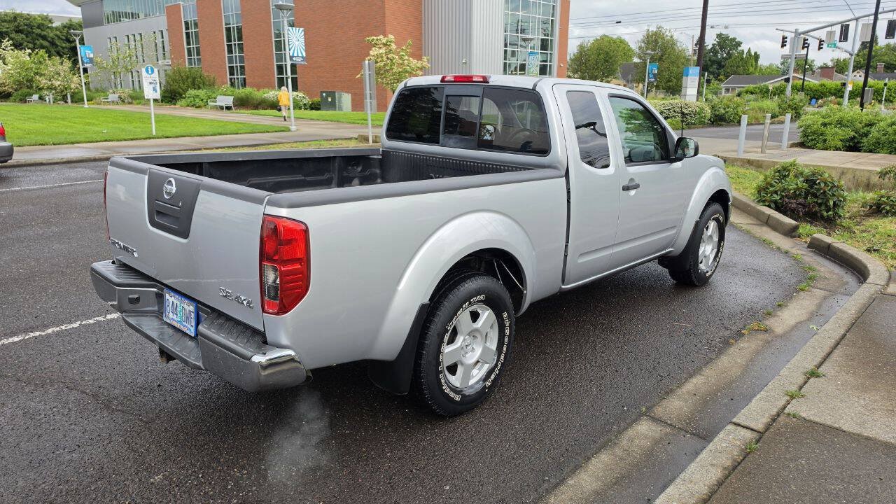 Used 2008 Nissan Frontier SE w/ SE Value Truck Pkg AWD/4WD image 5