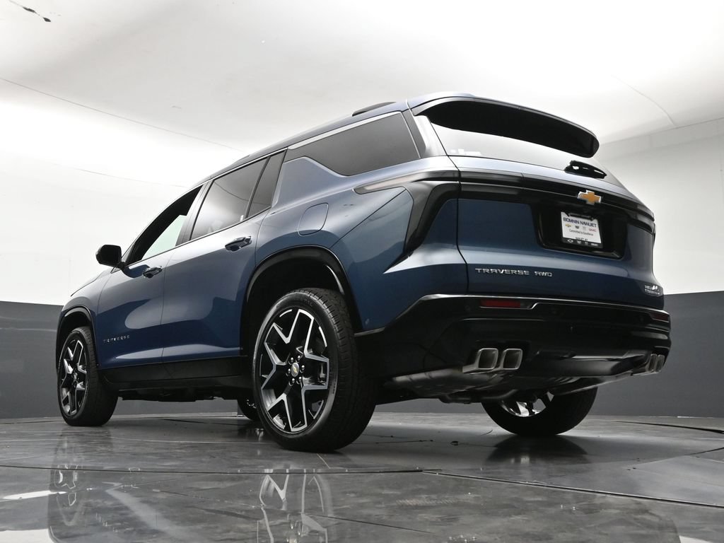 Used 2026 Chevrolet Traverse High Country AWD/4WD image 26
