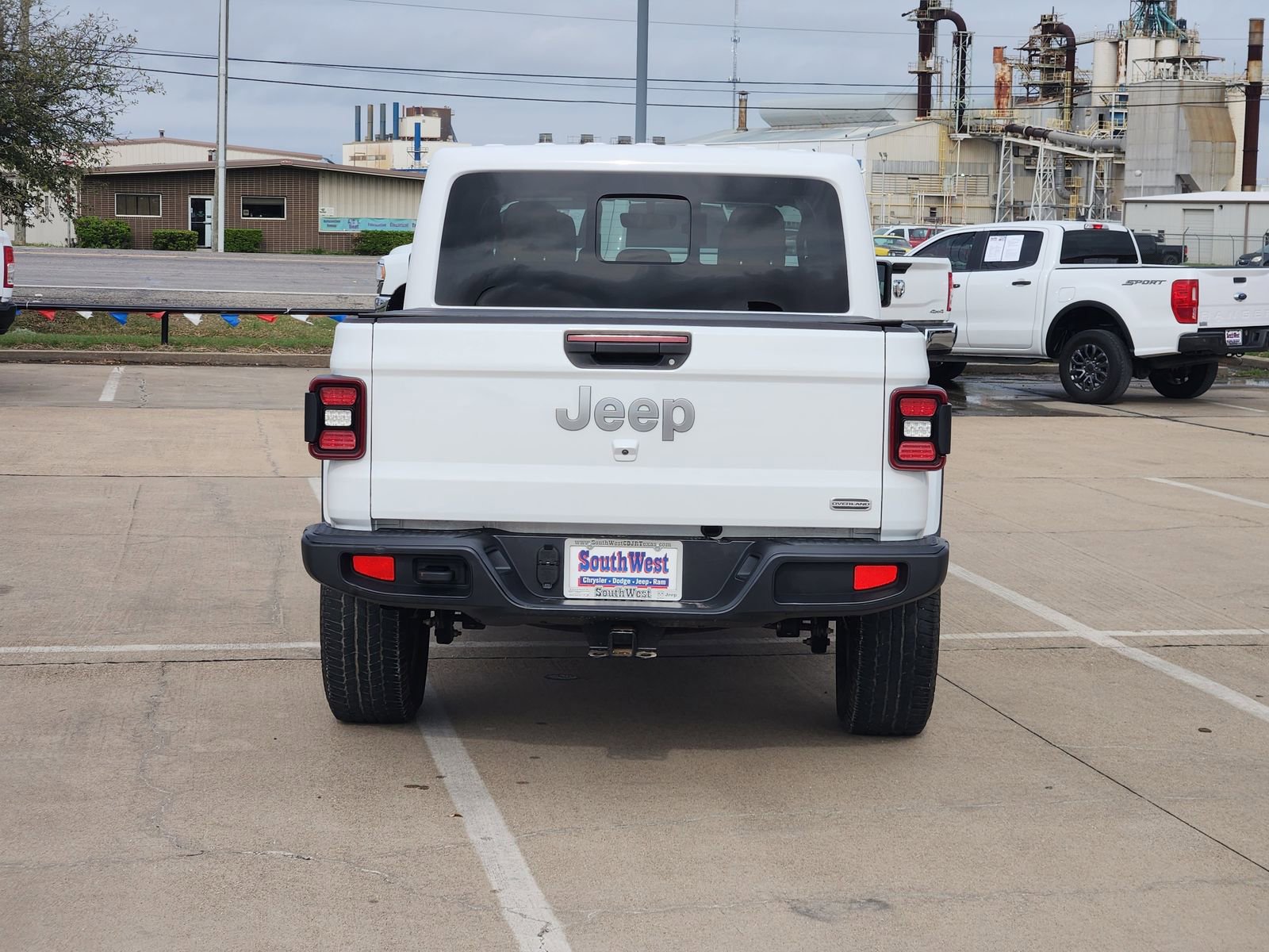 Used 2021 Jeep Gladiator Overland w/ Popular Equipment Package image 8
