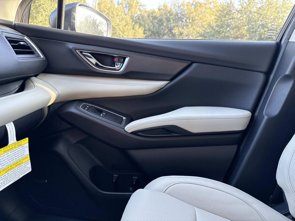 New 2025 Subaru Ascent Limited image 26