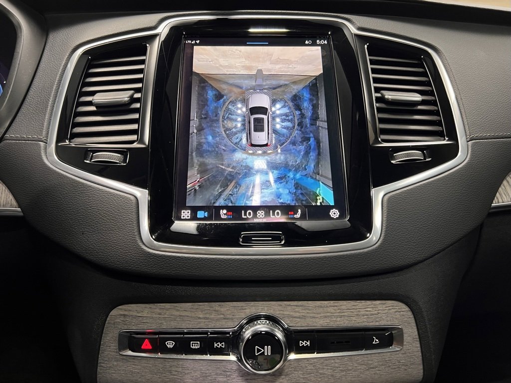 Used 2024 Volvo XC90 B6 Ultimate w/ Protection Package Premier image 9