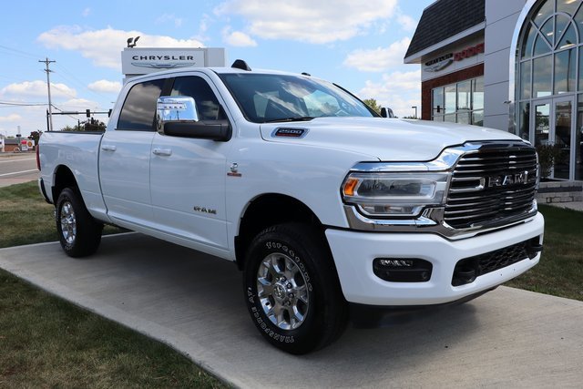 Used 2024 RAM 2500 Laramie w/ Safety Group image 3