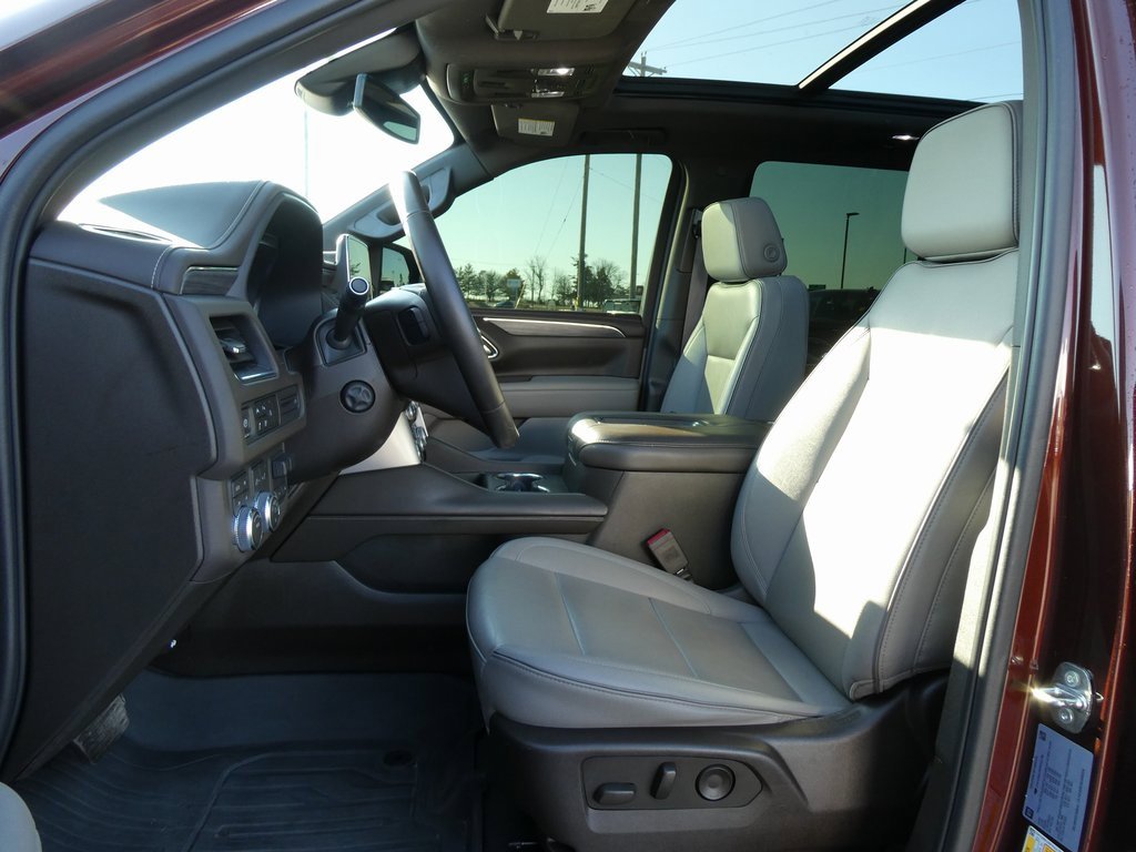 Used 2023 GMC Yukon SLT w/ SLT Premium Package image 25