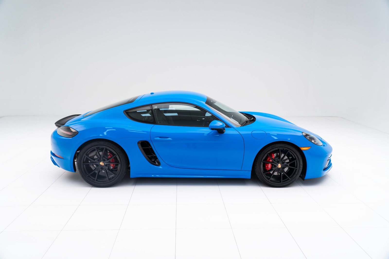 New 2025 Porsche 718 Cayman S image 8
