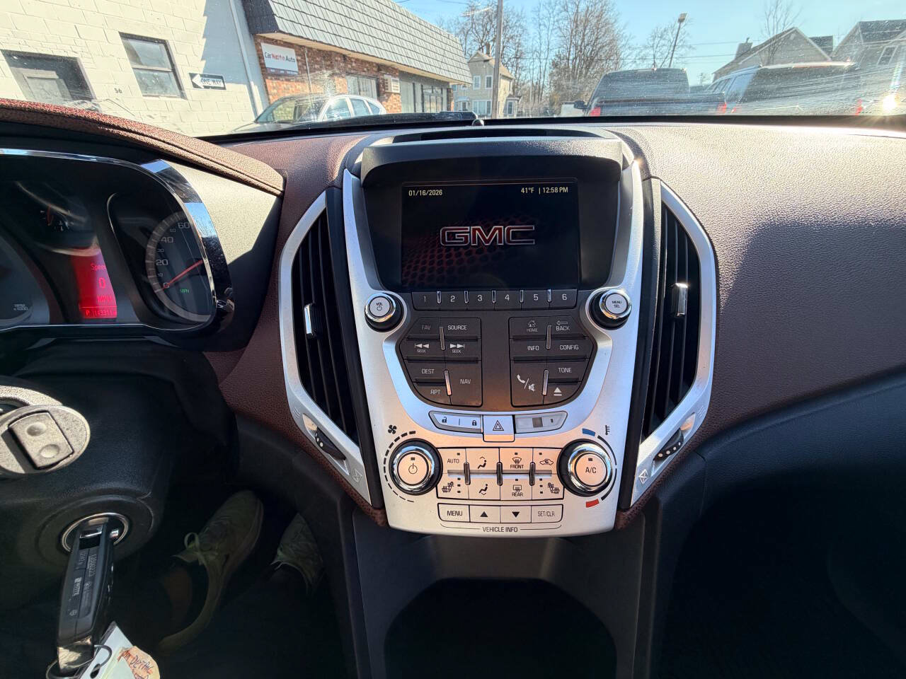 Used 2012 GMC Terrain SLT w/ Chrome and Technology Package AWD/4WD image 22