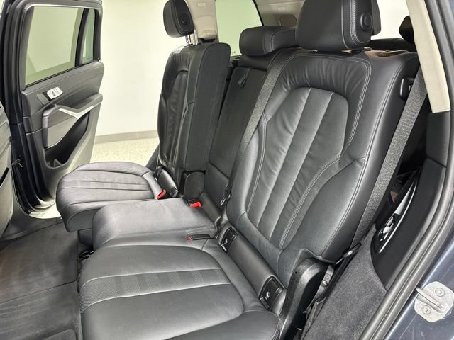 Used 2019 BMW X7 xDrive50i w/ Premium Package AWD/4WD image 30