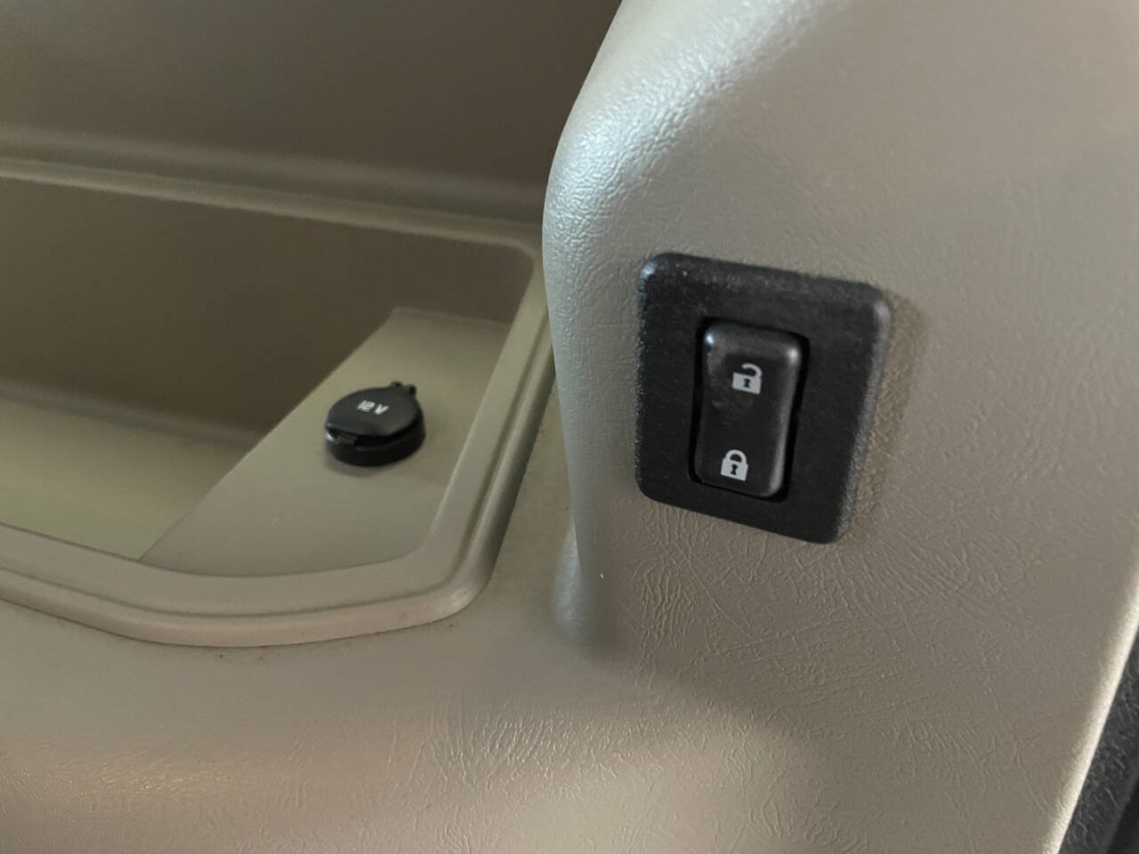 Used 2004 HUMMER H2 AWD/4WD image 35