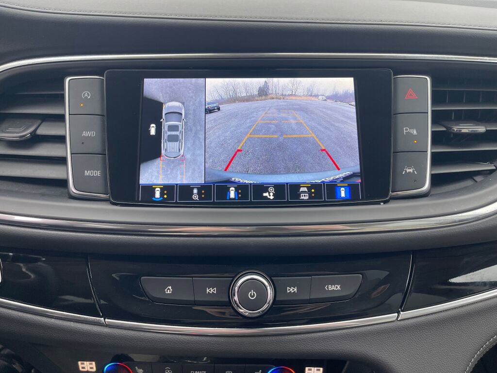 Used 2024 Buick Enclave Avenir w/ Trailering Package, 5000 lbs. image 9