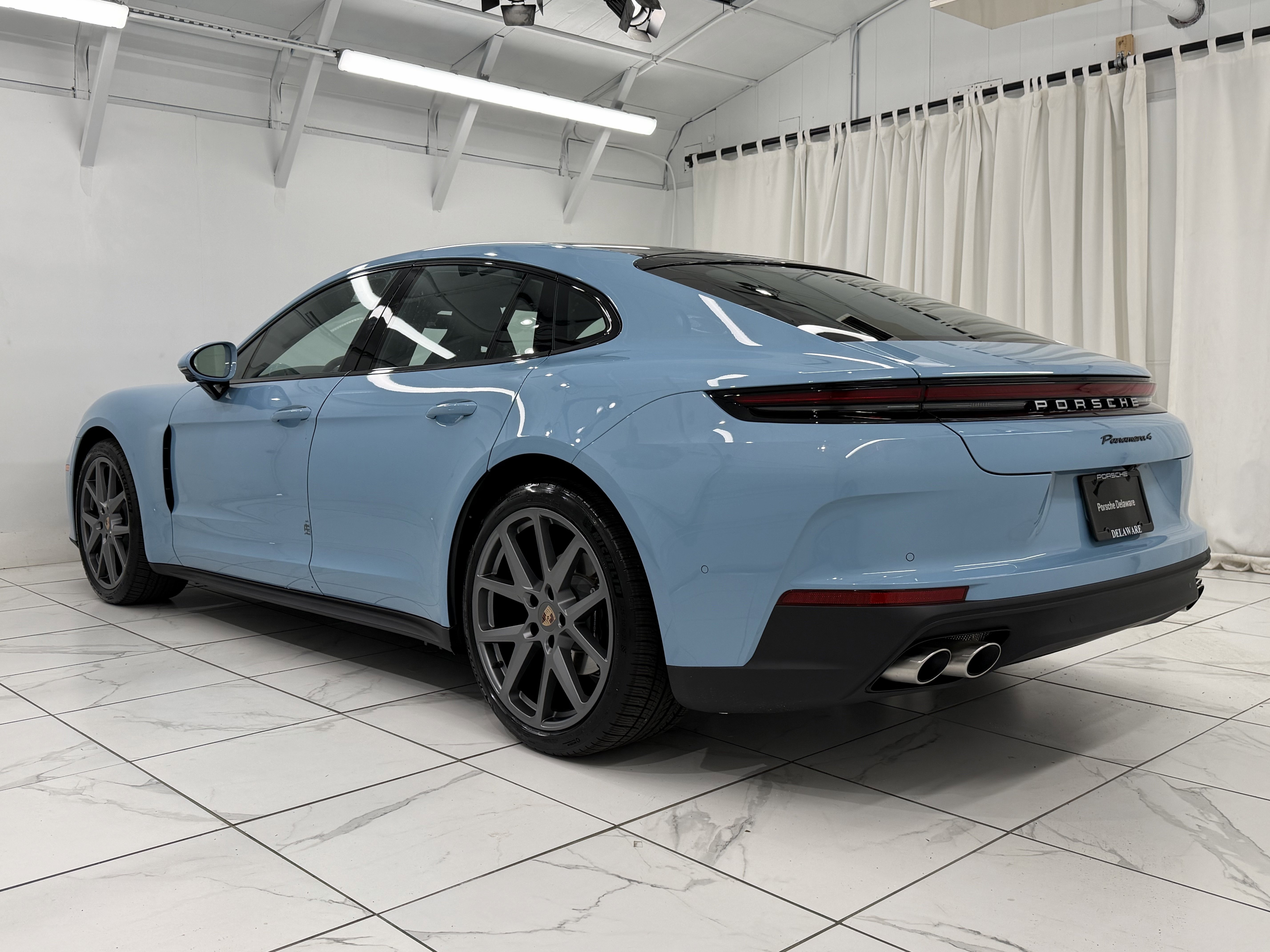 New 2026 Porsche Panamera 4 image 14