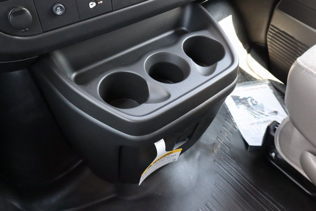 New 2025 Chevrolet Express 2500 w/ Driver Convenience Package image 18