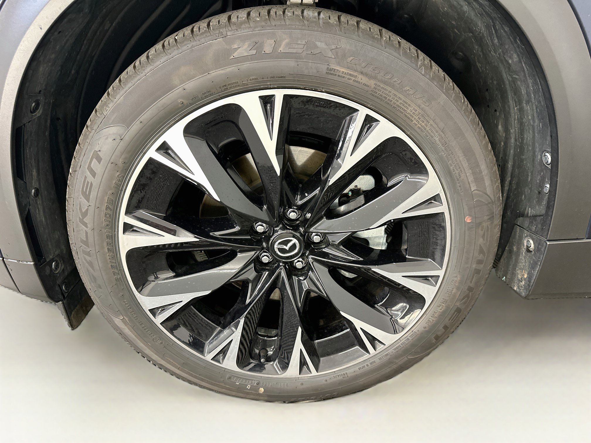 Used 2024 MAZDA CX-90 Plug-In Hybrid w/ Premium Plus AWD/4WD image 38