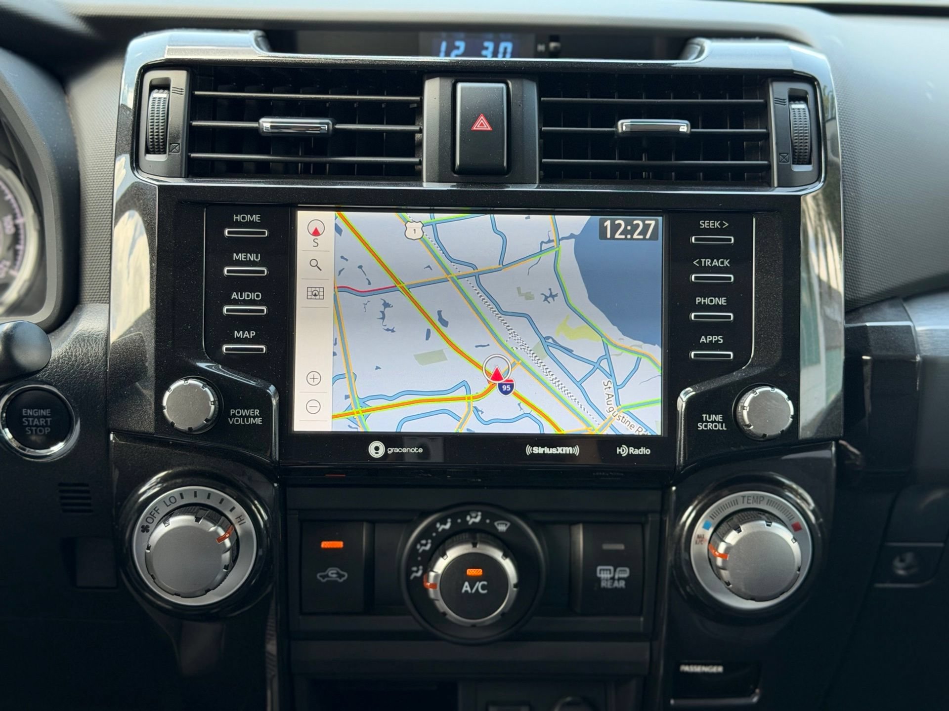 Used 2022 Toyota 4Runner TRD Off-Road Premium AWD/4WD image 26