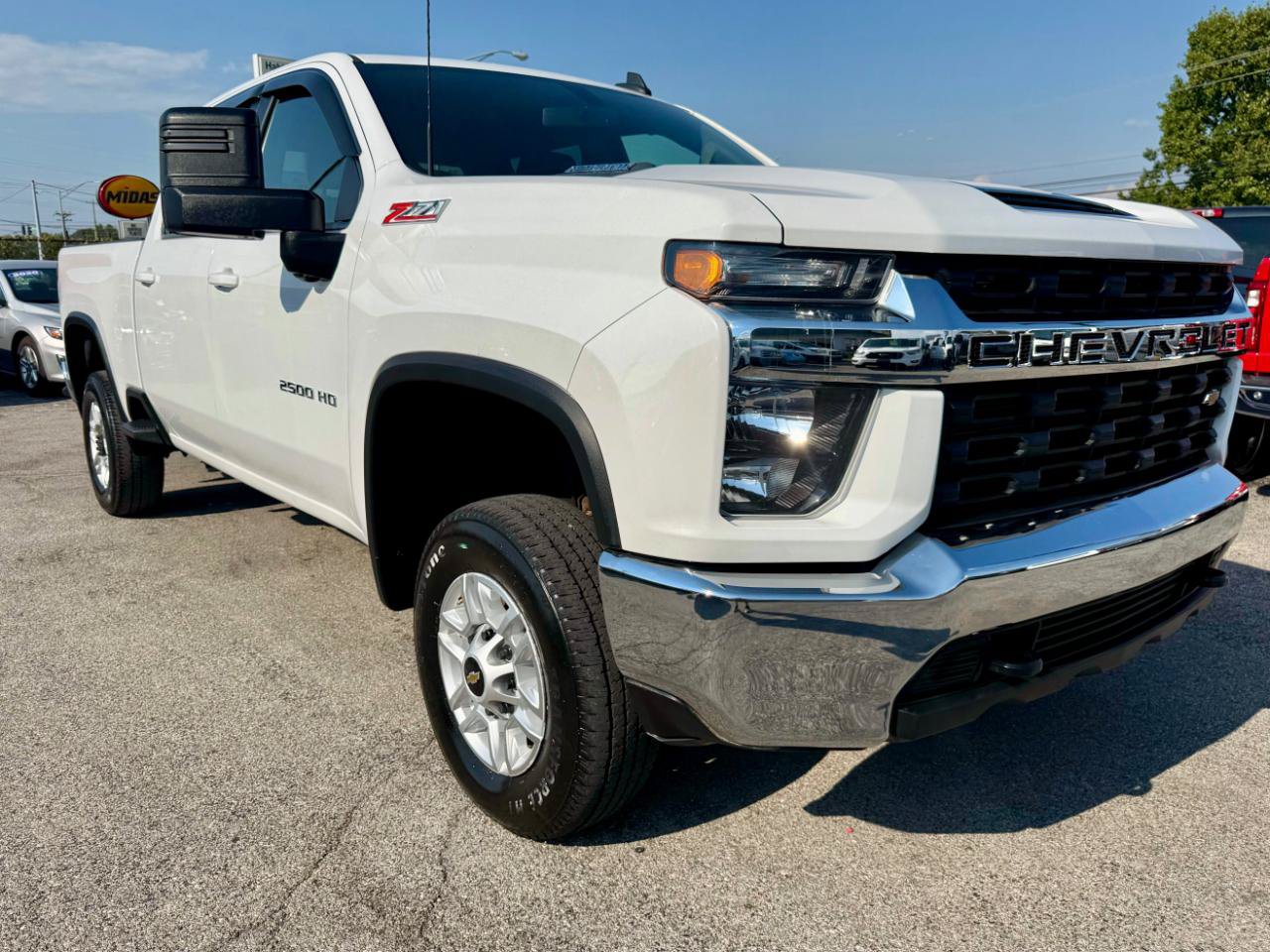 Used 2021 Chevrolet Silverado 2500 LT w/ Convenience Package AWD/4WD image 7
