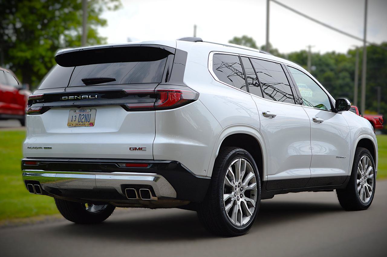 Used 2024 GMC Acadia Denali w/ Super Cruise Package AWD/4WD image 5