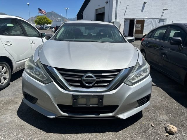 Used 2016 Nissan Altima 2.5 S w/ Power Driver Seat Package FWD image 3