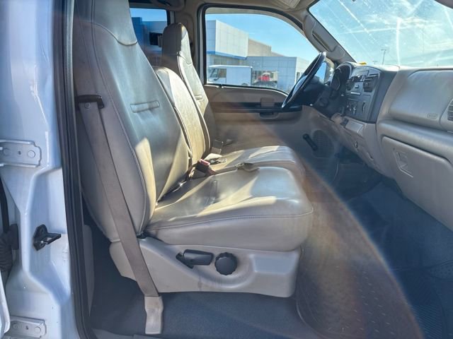 Used 2007 Ford F550 2WD Crew Cab Super Duty image 20