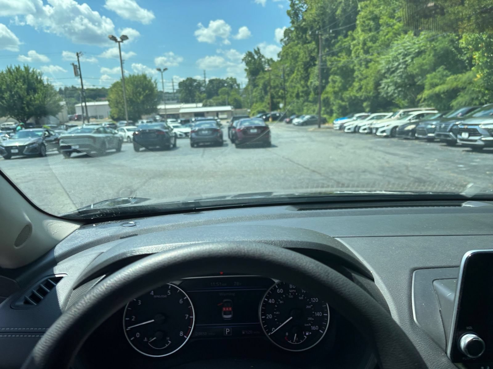 Used 2025 Nissan Sentra SV FWD image 29