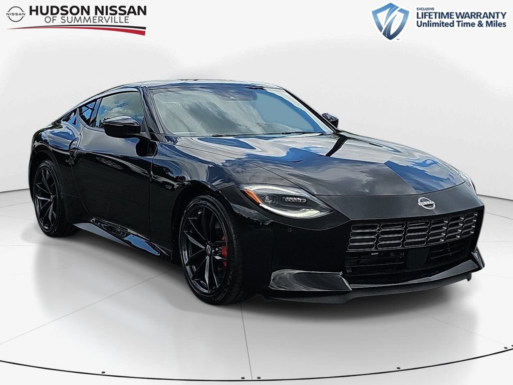Used 2025 Nissan Z Performance w/ Floor Mat Package