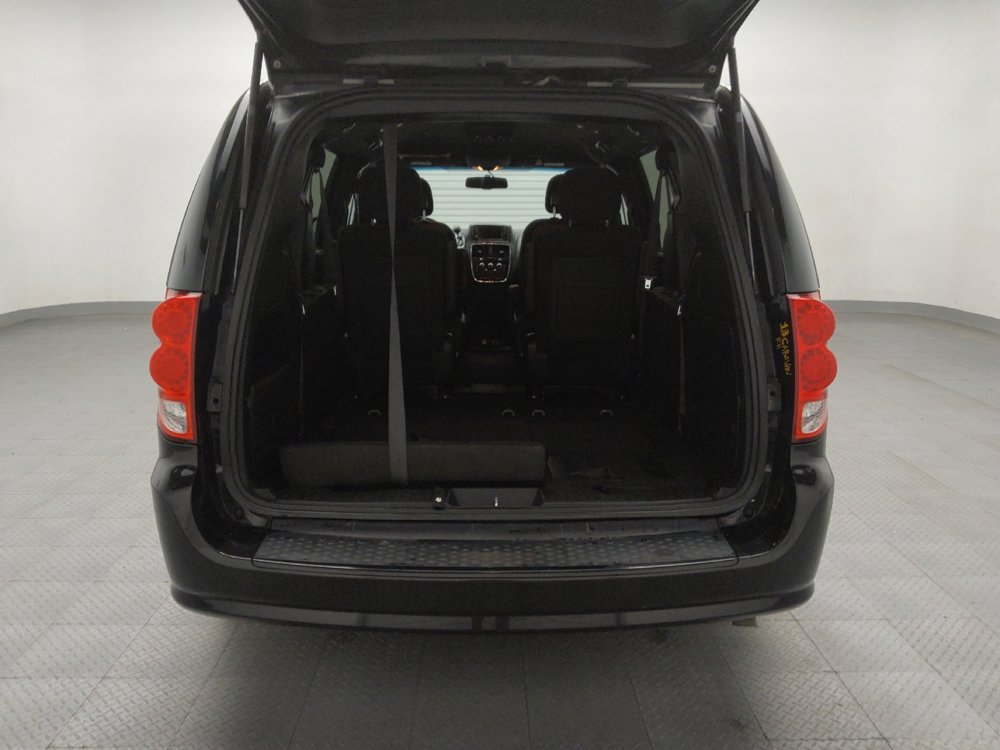 Used 2018 Dodge Grand Caravan SE image 29