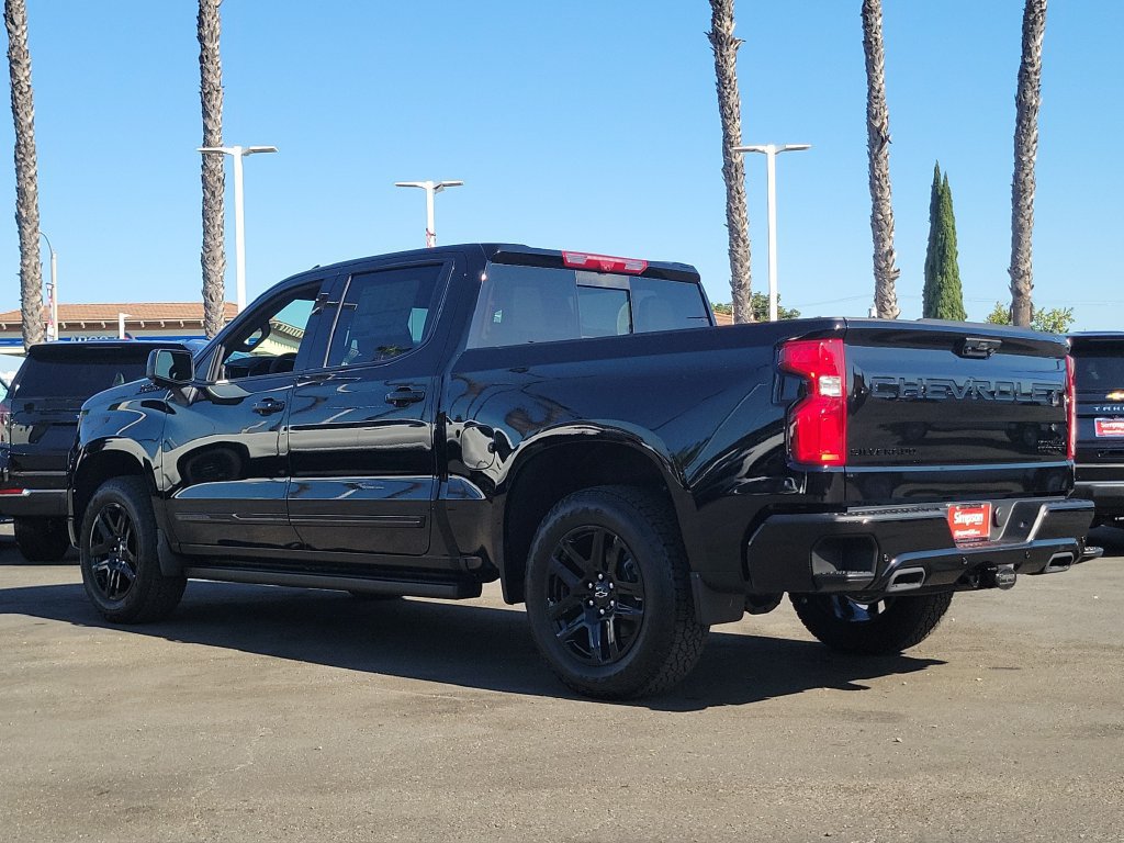 New 2026 Chevrolet Silverado 1500 High Country w/ Midnight Edition AWD/4WD image 2